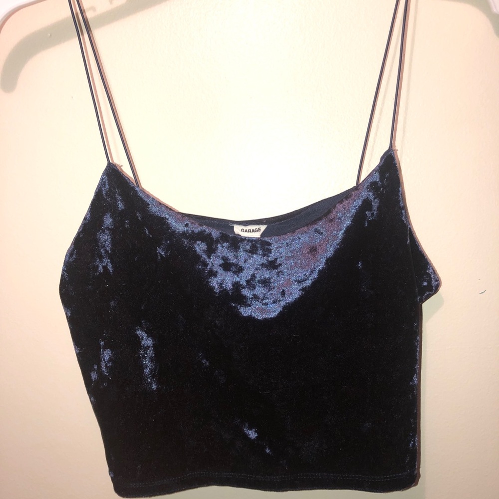 Garage crop top